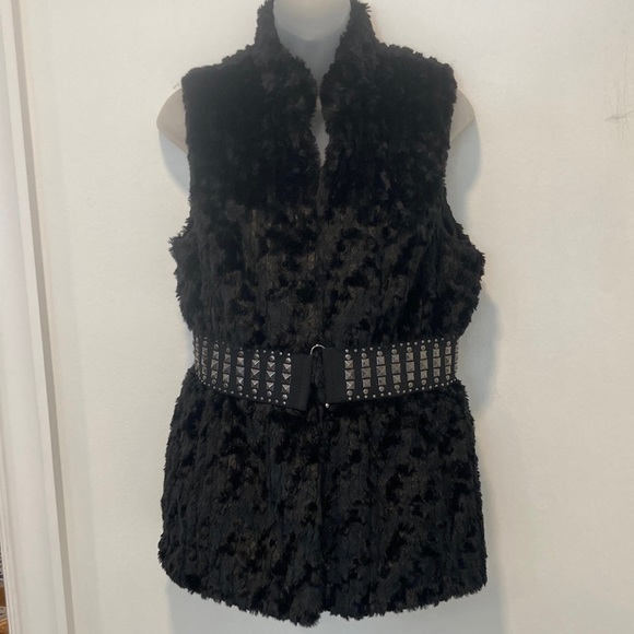 Gianni Bini Black Faux Fur Vest with Silver Stud Waistband Size Medium - Picture 1 of 6